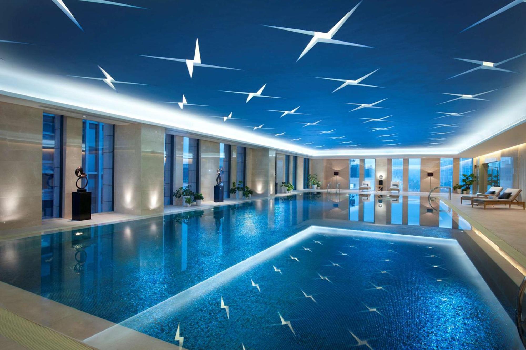 Отель Hilton Nanjing Нанкин Экстерьер фото
